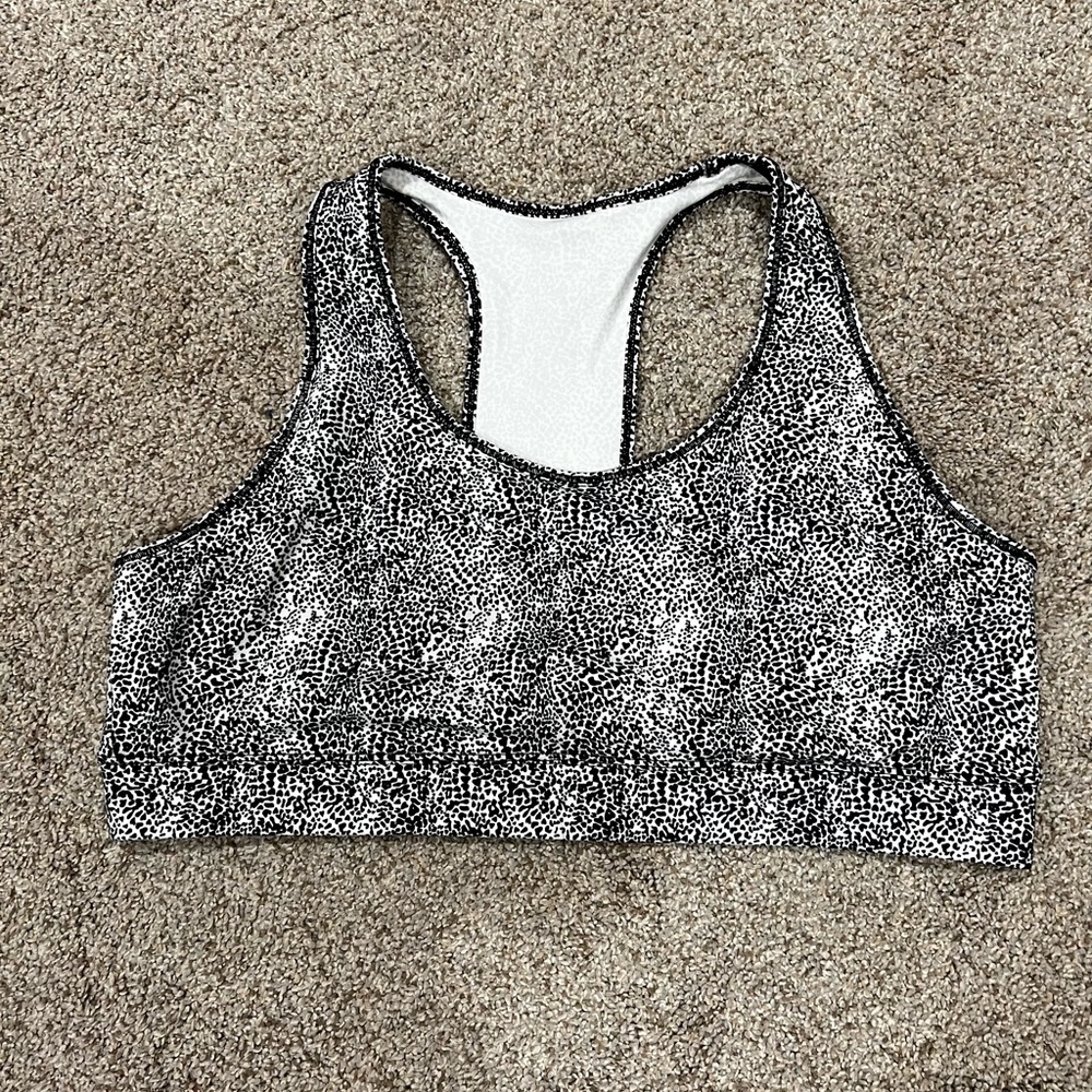 GAP Fit T-back Sports Bra